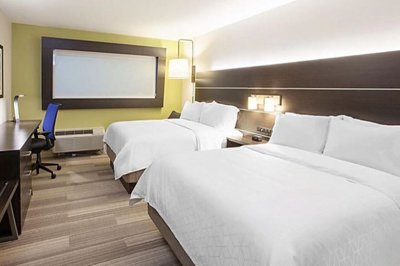 Holiday Inn Express & Suites - Detroit North - Roseville By Ihg Exterior foto
